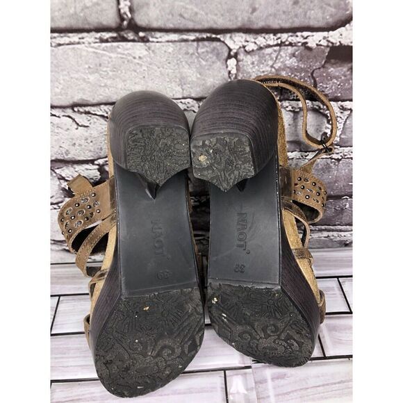 Naot Brown Leather Studded Casual Ankle Strap Heel Sandals Women Sz 39EU/8M US - Picture 16 of 16